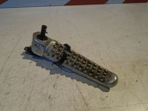 Honda VFR750F Rear Footrest
