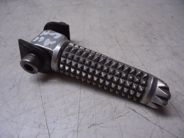 Yamaha YZF1000R Thunderace Rear Footrest 