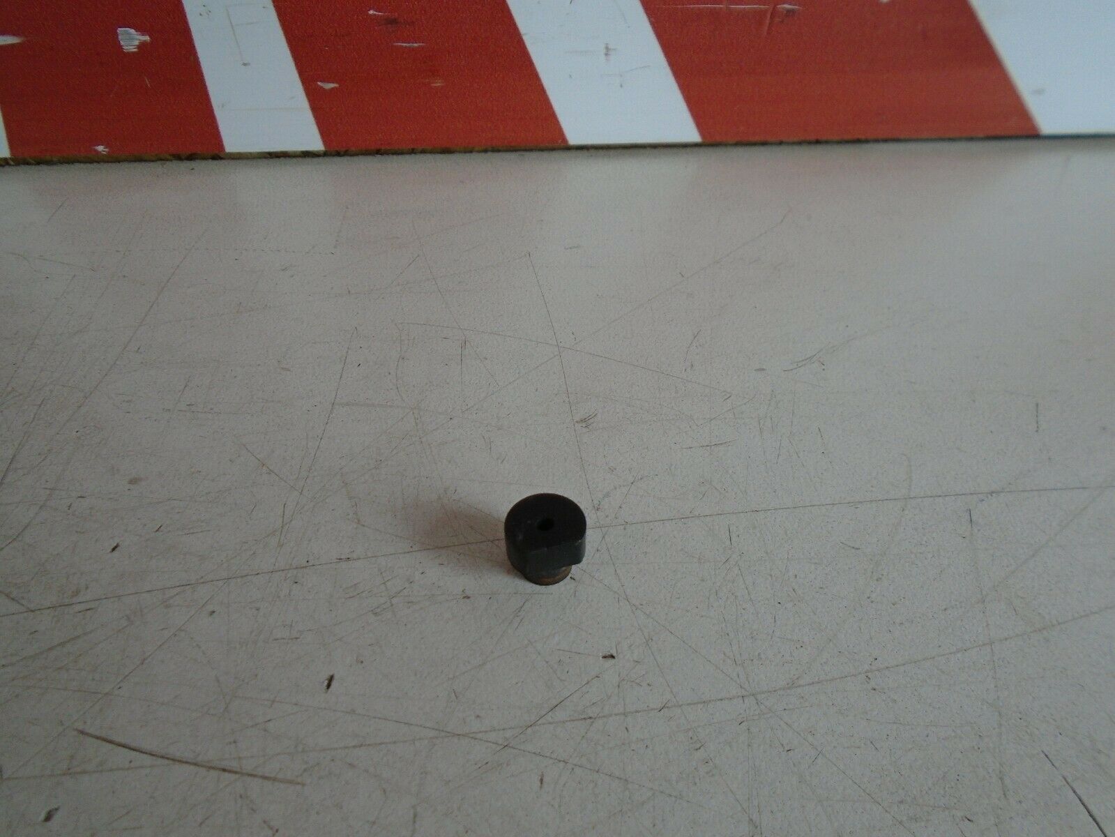 Yamaha Vmax 1200 Carb Main Breed Pipe Cap V-Max Carburettor