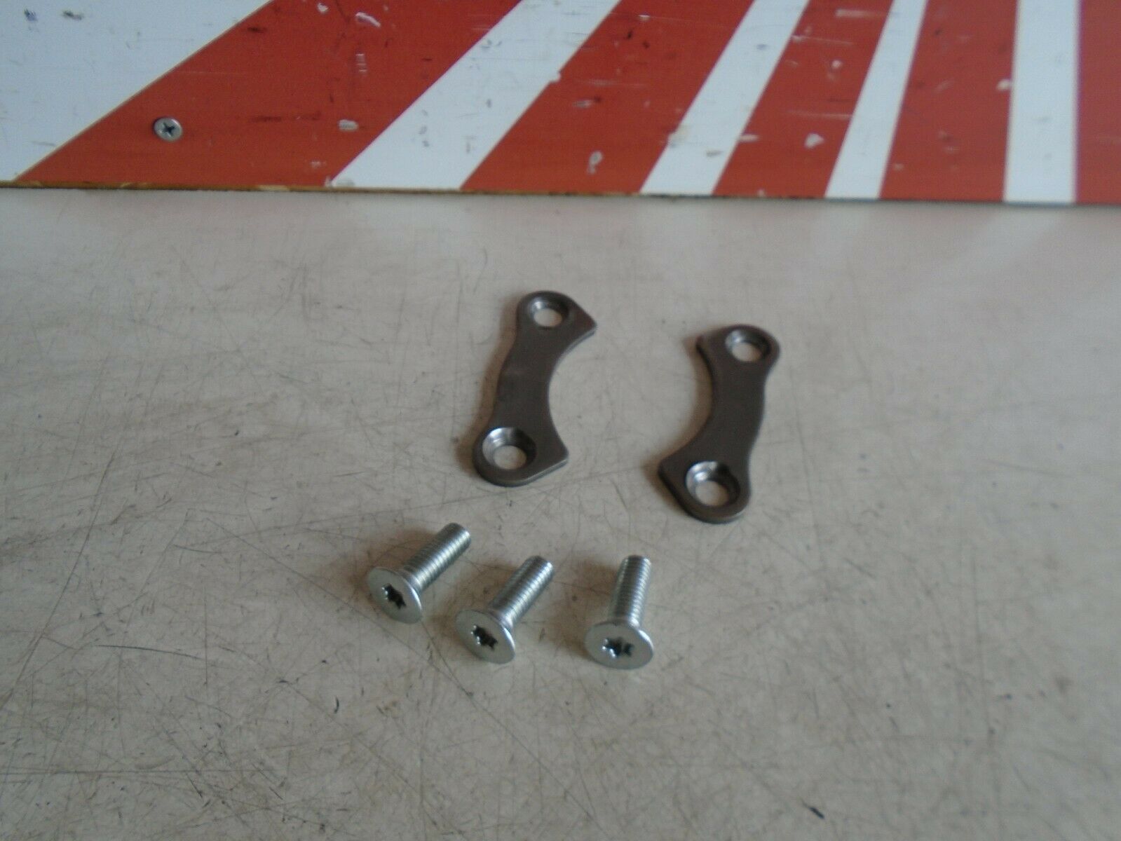 Yamaha V Max 1200 Secondary Shaft Stopper Plates