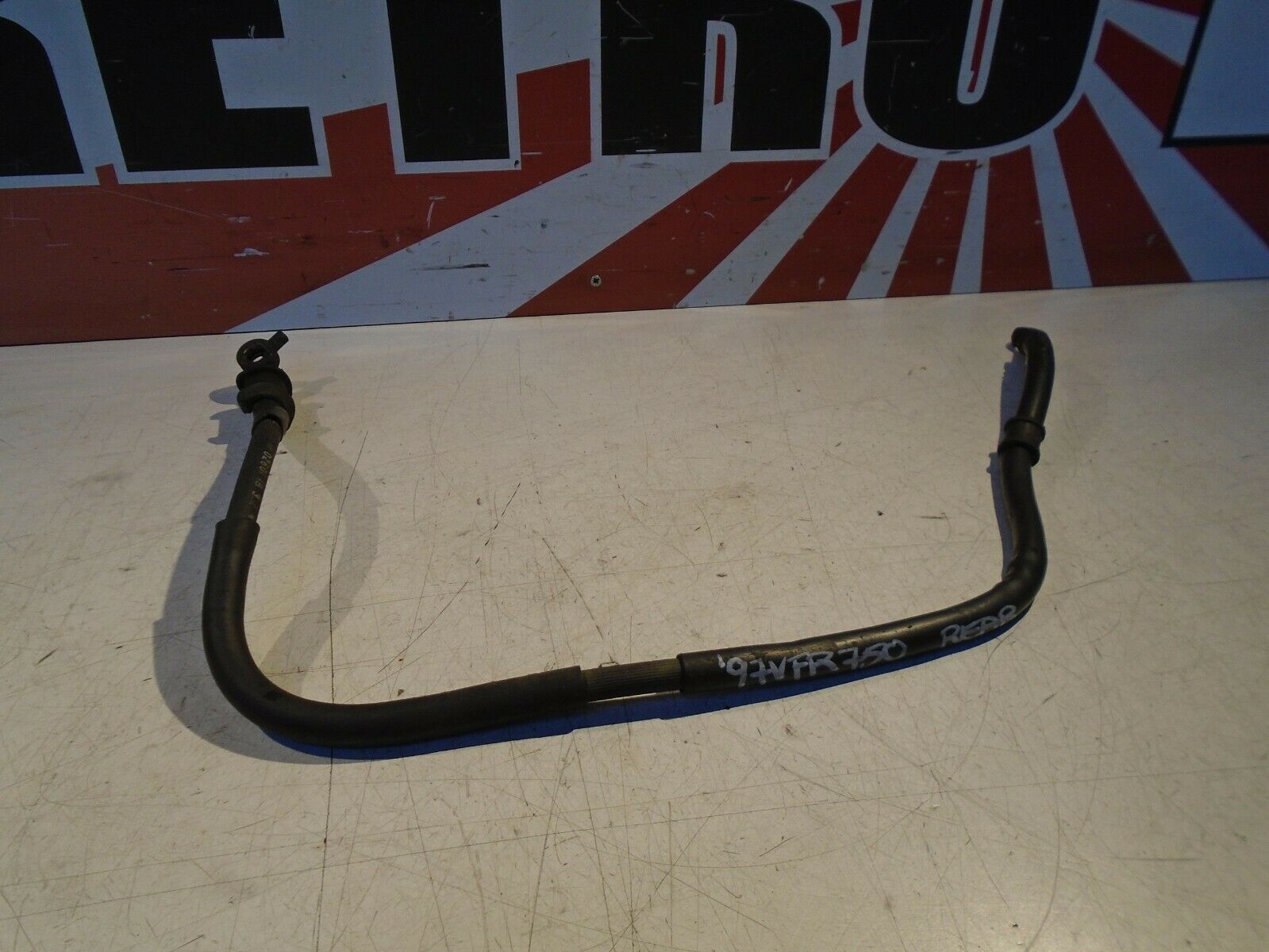 Honda VFR750F Rear Brake Hose Line