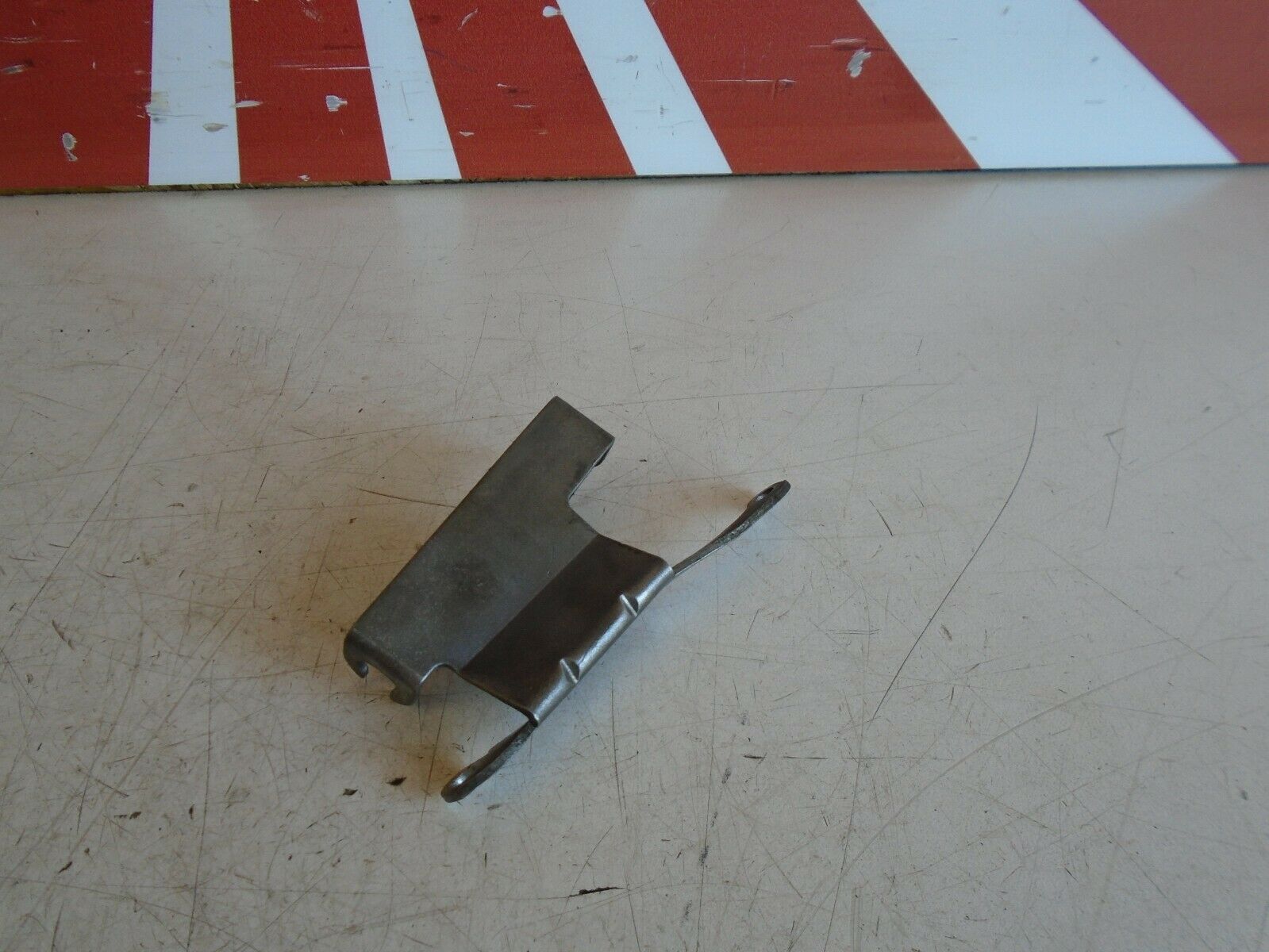 Honda VF1000F Carb Idle Adjuster Bracket 
