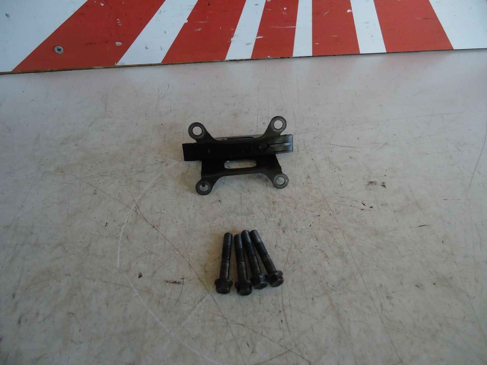 Yamaha FZR600 Engine Camchain Guide Guard
