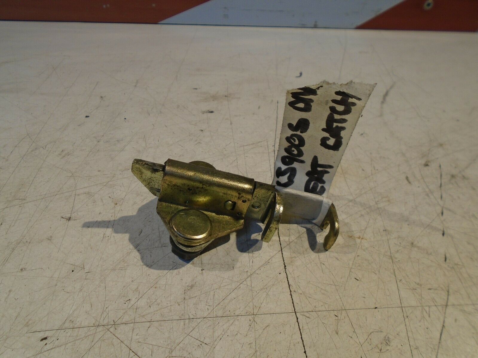 Yamaha XJ900s Diversion Seat Latch XJ900
