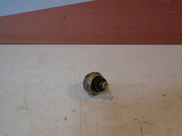 Kawasaki GPZ900R Oil Pressure Switch 