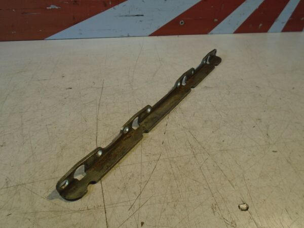 Kawasaki ZR550 Zephyr Carb Body Joining Rail ZR550 Carburettor