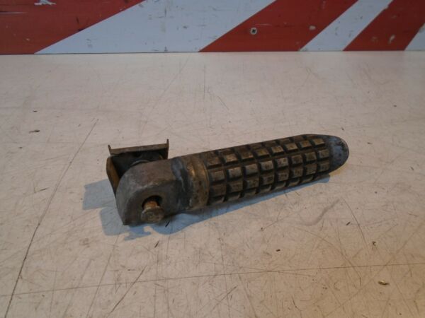 Kawasaki ZZR1100 Rear Footrest 