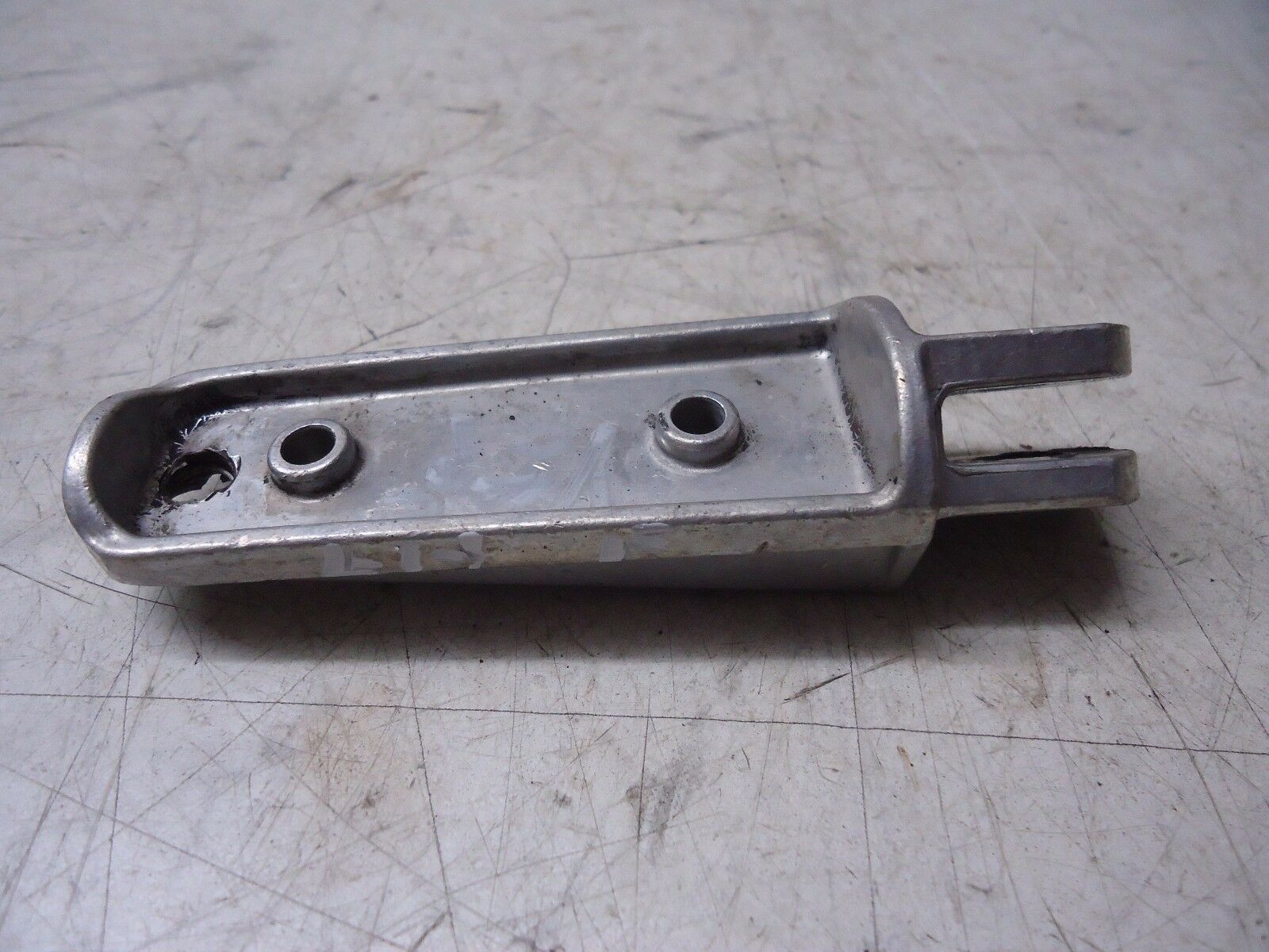 Yamaha R1 Front Footrest YZF-R1