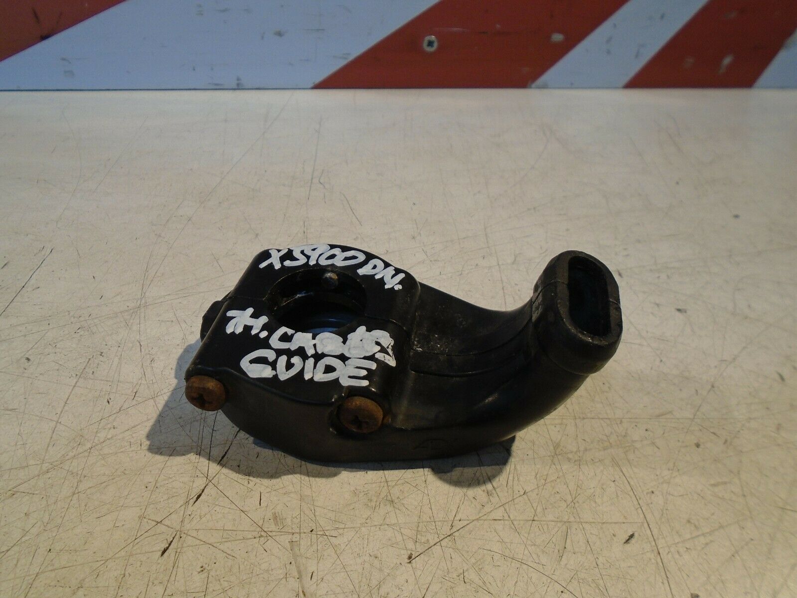 Yamaha XJ900s Diversion Throttle Cable Guide XJ900