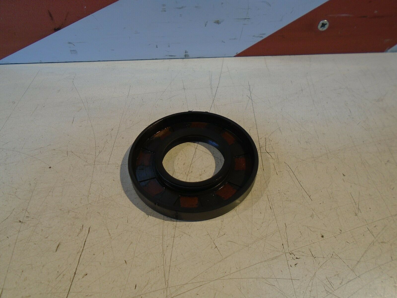 Suzuki GSX750E Engine Crankshaft Seal
