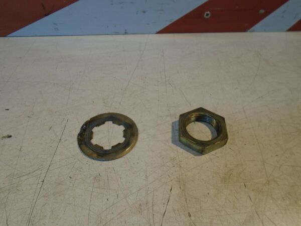 Suzuki GSX750E Clutch Nut & Washer 