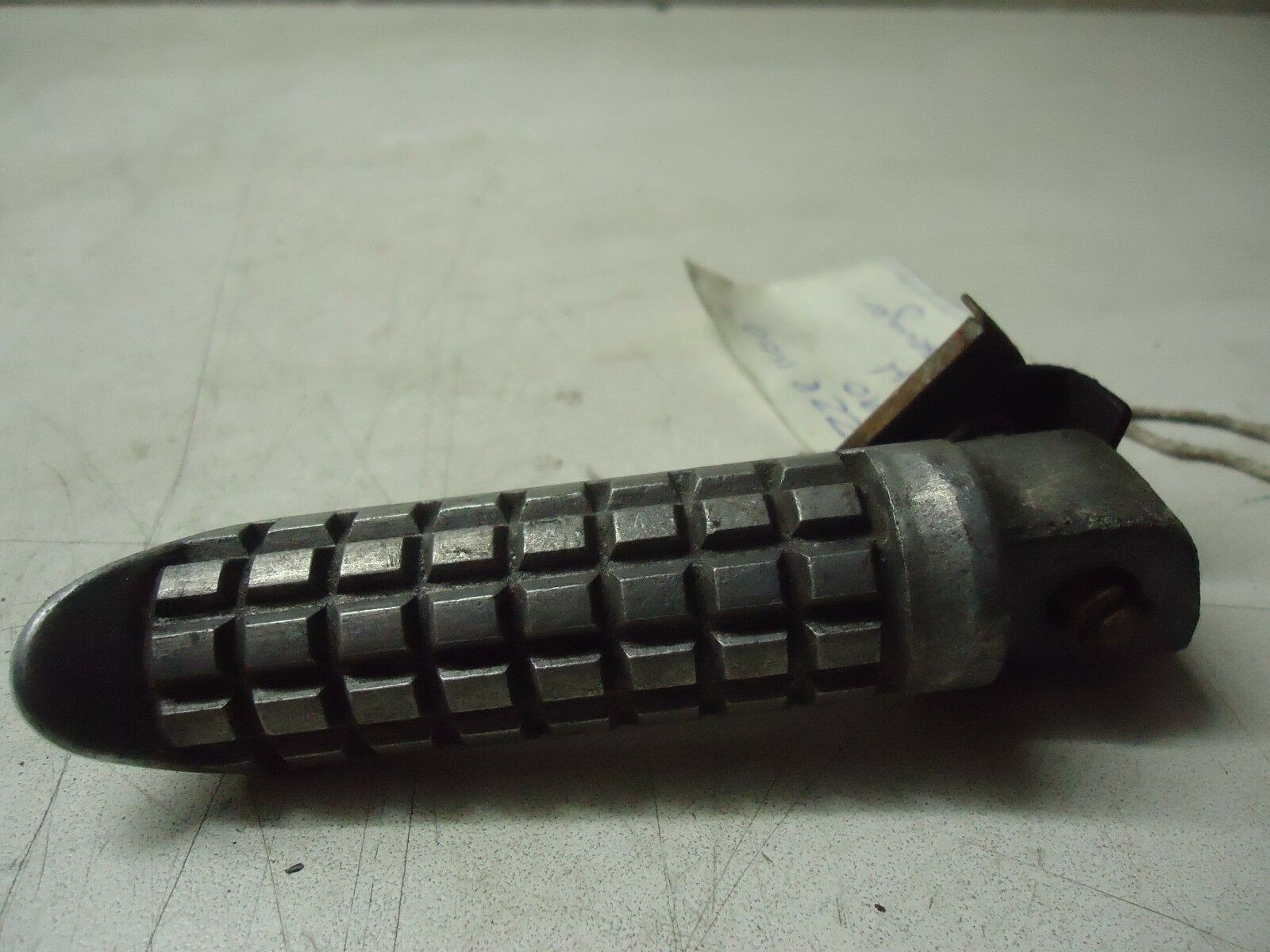 Kawasaki ZZR1100 Rear Footrest 