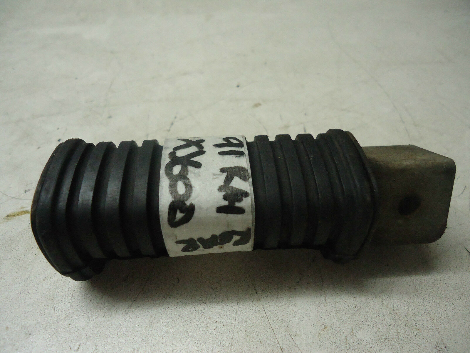 Yamaha XJ600F Pre Diversion Rear Footrest XJ600