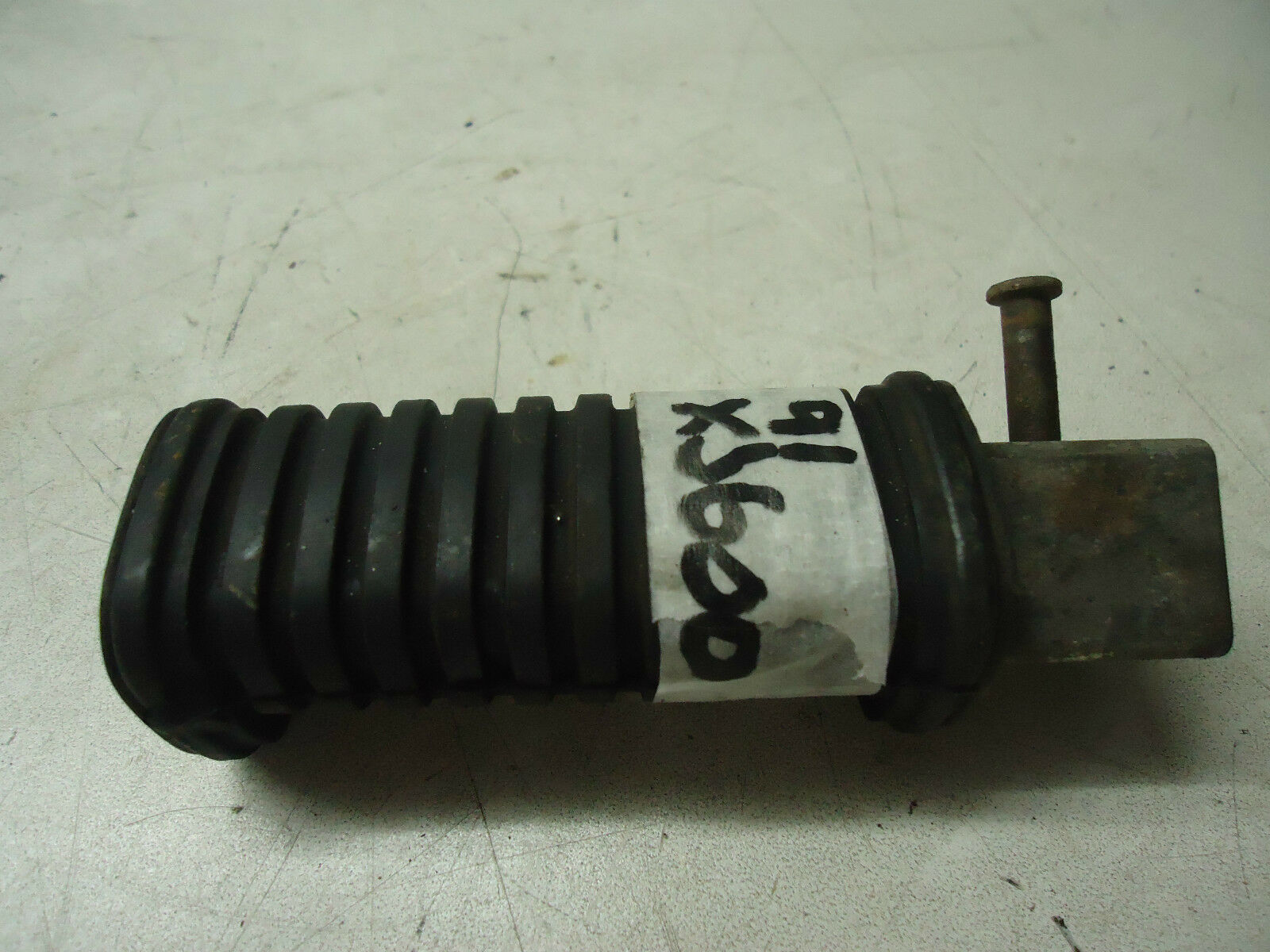 Yamaha XJ600F Pre Diversion Rear Footrest XJ600