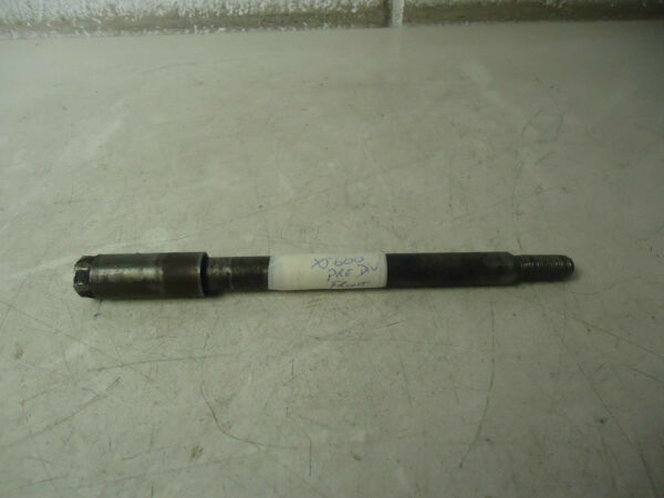 YAMAHA XJ600F FRONT WHEEL SPINDLE AXLE