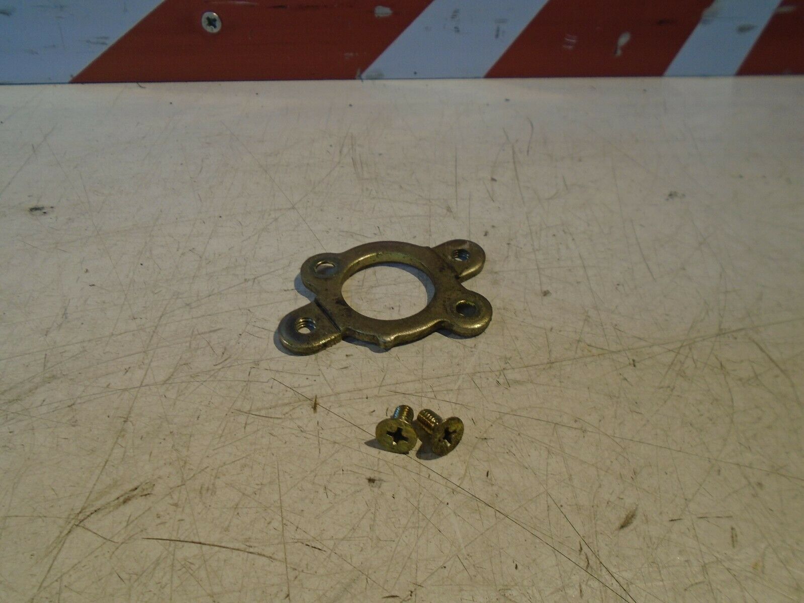 Suzuki GSX600F Carb TPS Mount Plate GSX600 Carburettor 