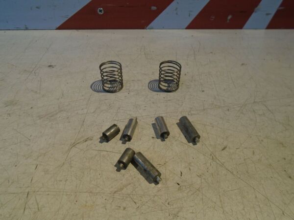 Suzuki GSX600F Carb Spacers & Springs GSX600 Carburettor 