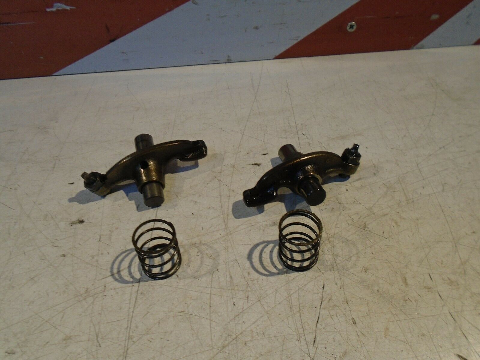 HONDA CB125 Superdream Exhaust Rockers CB Engine Rockers