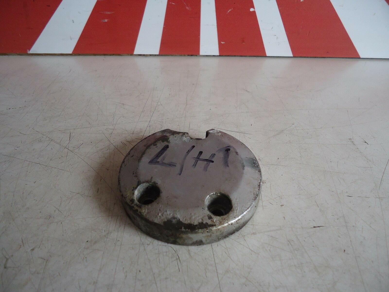 Yamaha FZ750 Engine Crankshaft Cover Cap