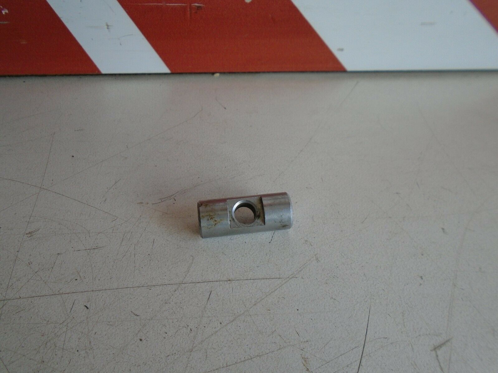 Suzuki GT380 Carb Throttle Shaft Arm Pivot GT380 Carburettor 