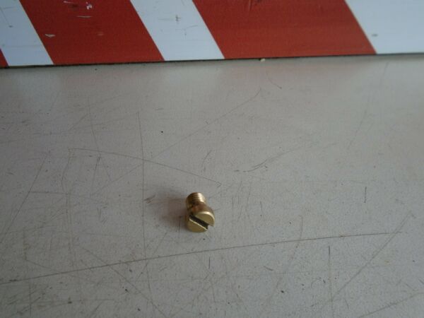 Suzuki GT380 Carb Drain Bolt GT380 Carburettor 