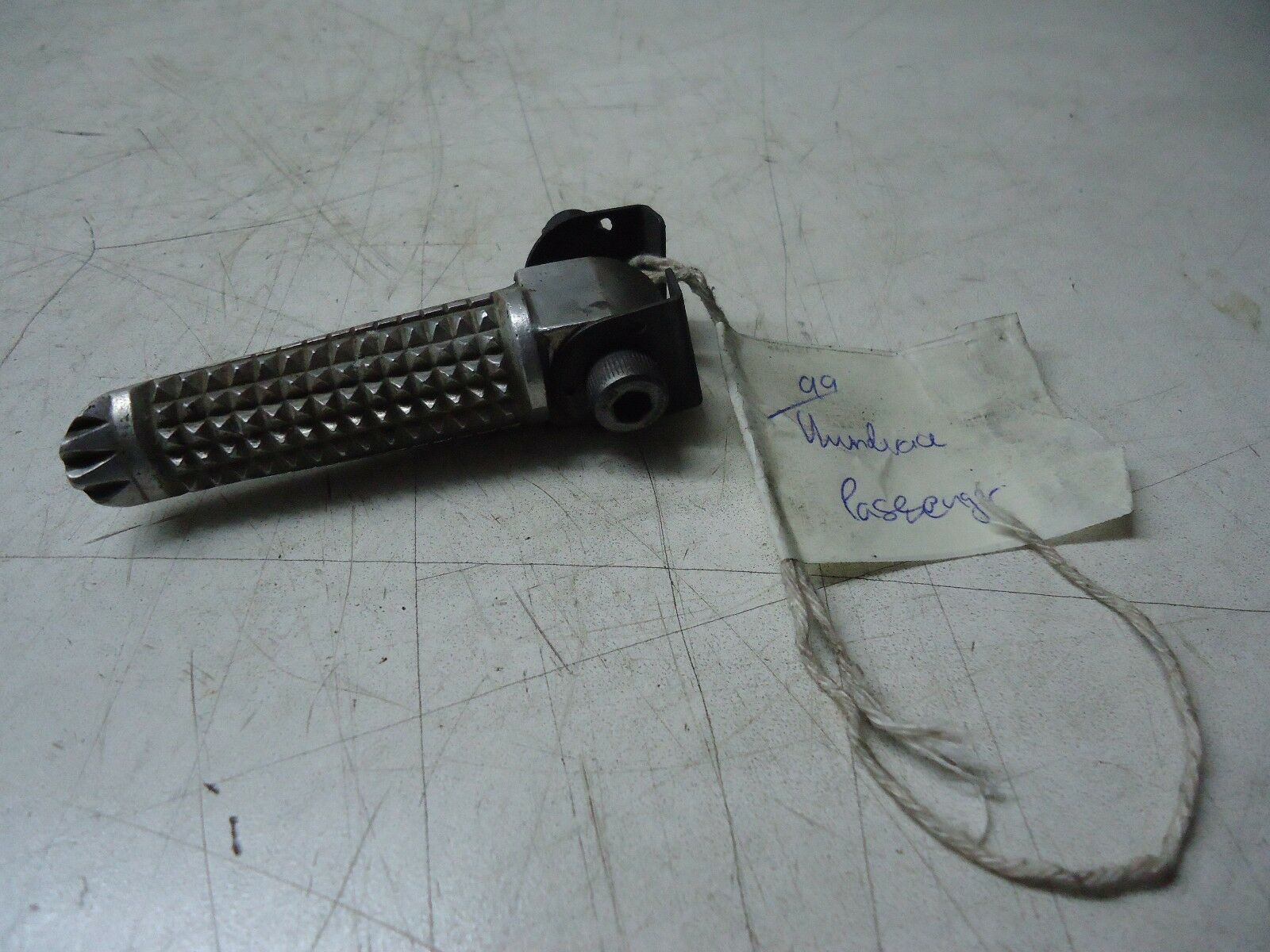 Yamaha YZF1000R Thunderace Rear Footrest 
