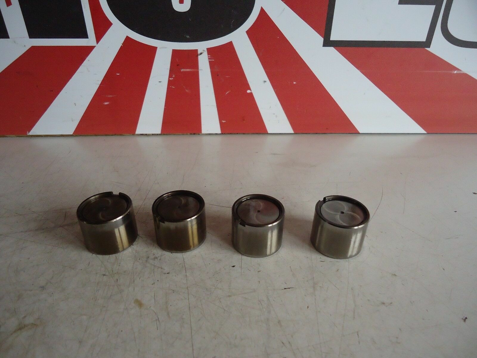 Suzuki GS500E Engine Valve Buckets 