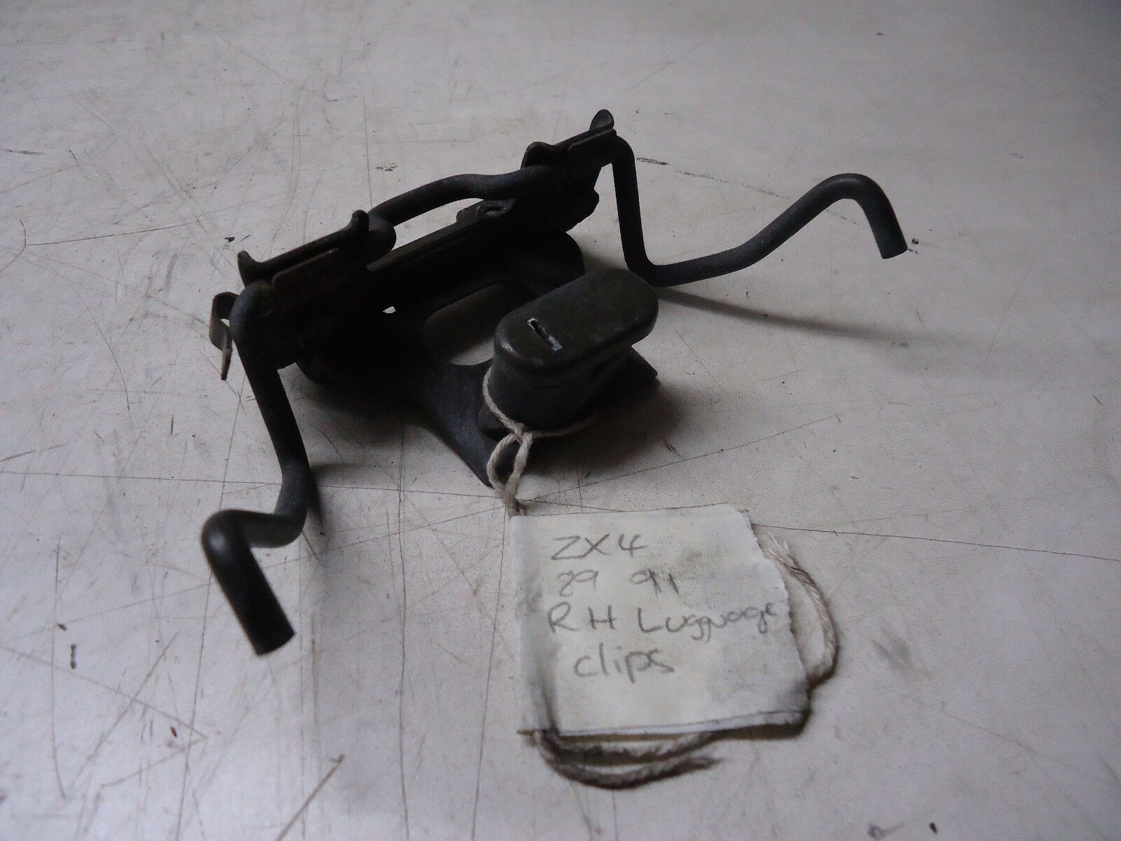 Kawasaki ZX-4 Luggage Hooks ZX400G