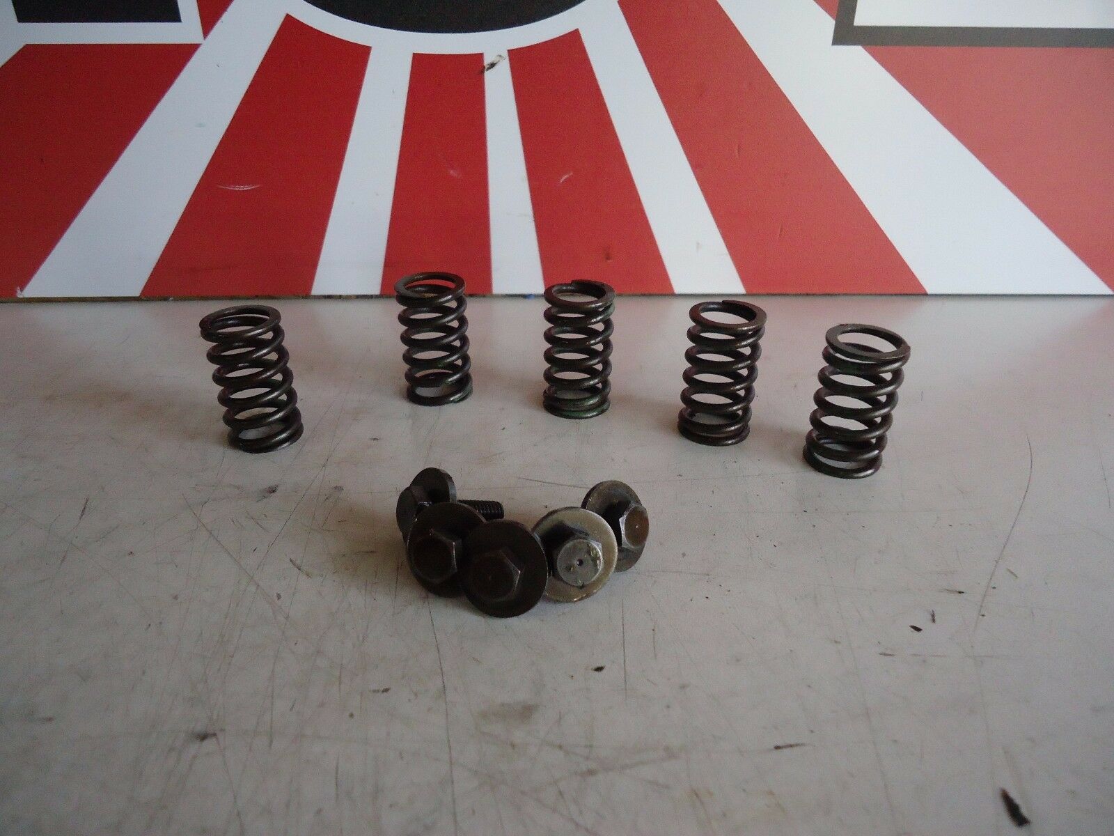 Kawasaki GPZ750 Unitrak Clutch Springs GPz UT Clutch Springs