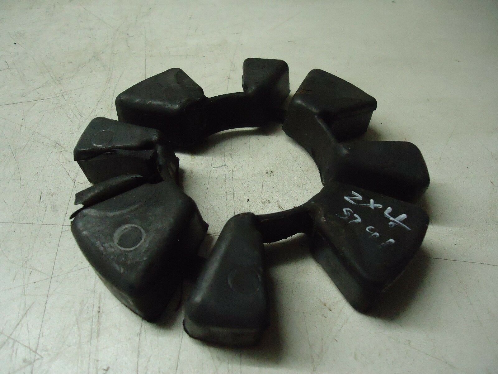 Kawasaki ZX-4 Rear Wheel Cush Drive Rubbers ZX400G