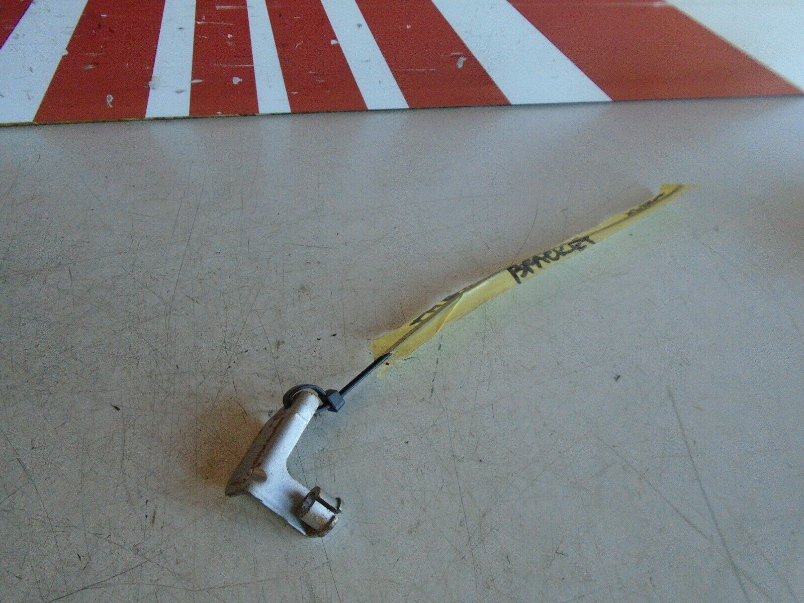 Yamaha XS500 Carb Throttle Cable Bracket XS500 Carburettor