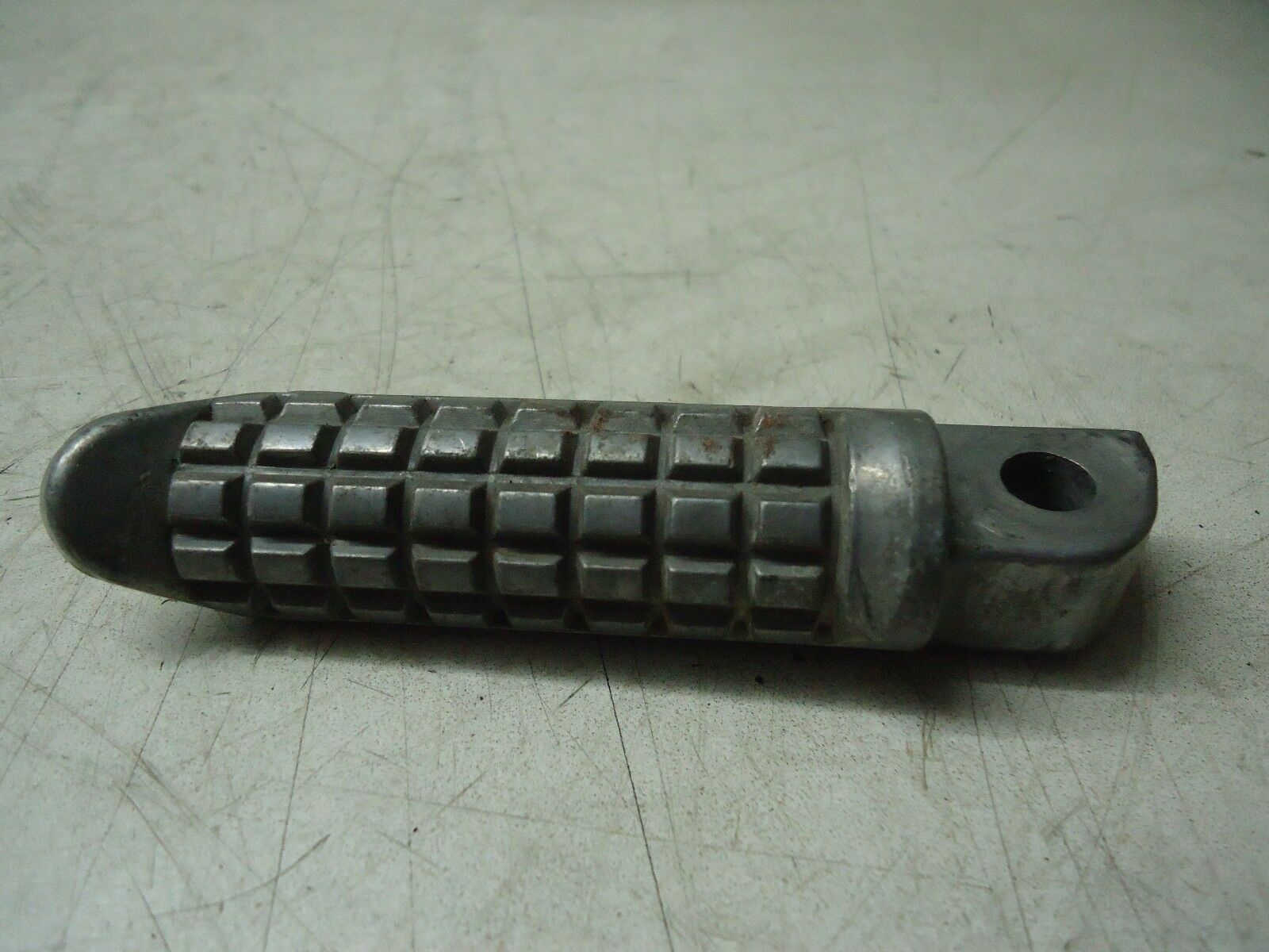 Kawasaki ZZR600 Rear Footrest