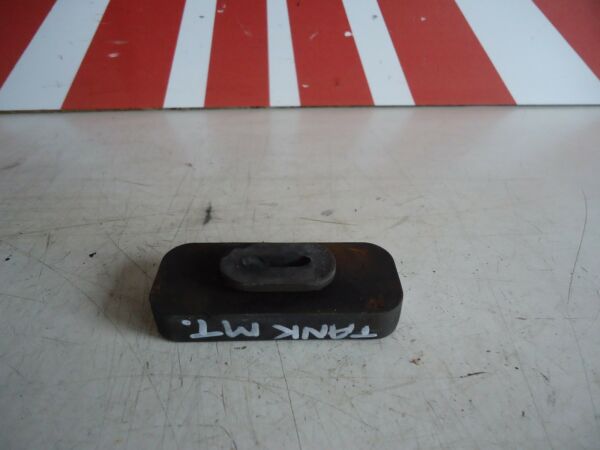 KAWASAKI GPX750R FUEL TANK MOUNT RUBBER 