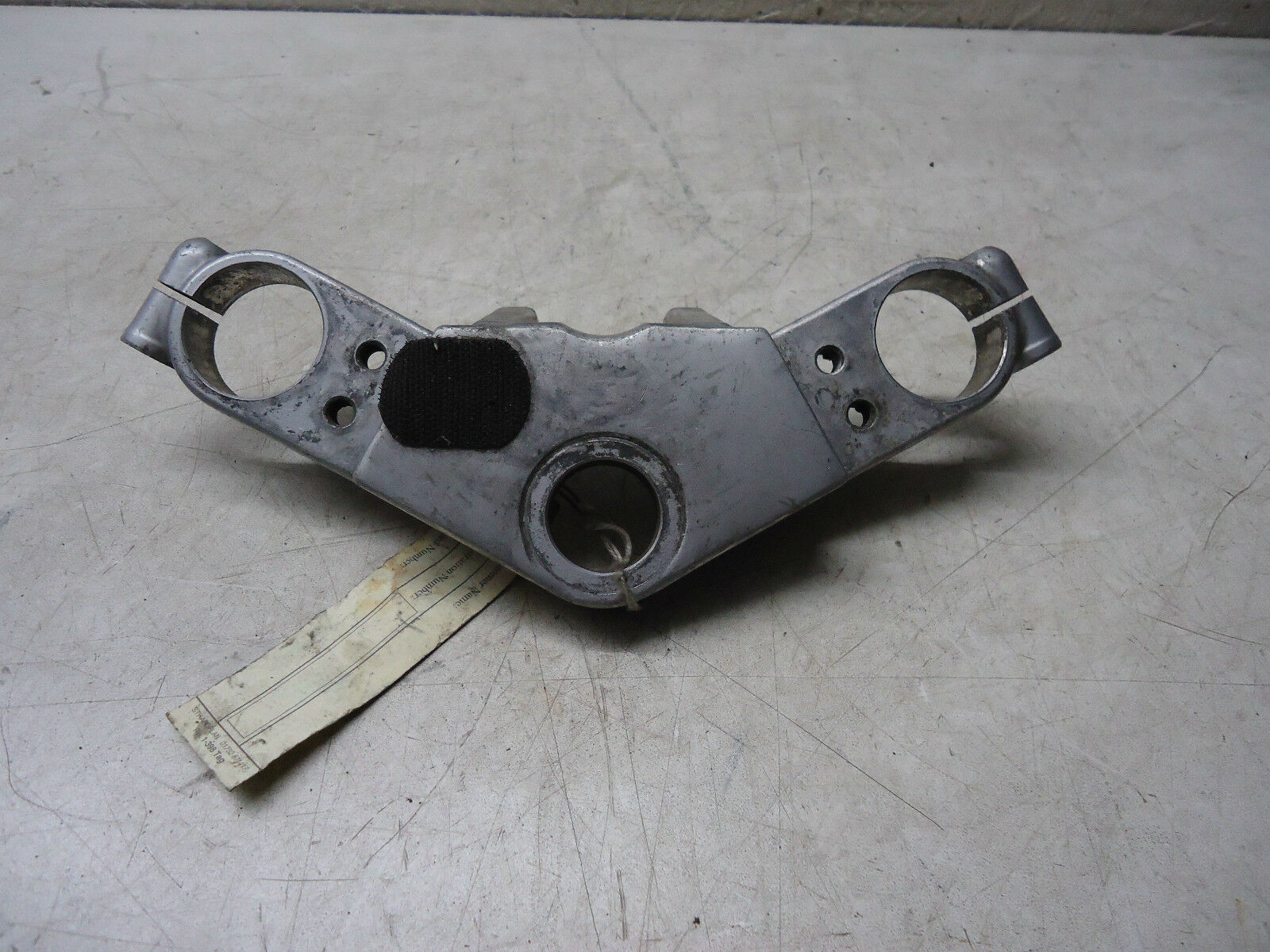 Kawasaki GPZ600R Top Fork Yoke