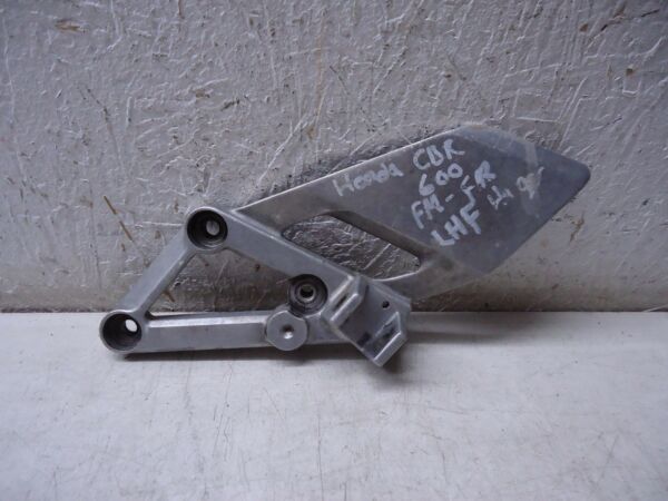 HONDA CBR600FM LH FRONT FOOTREST HANGER CBR600 FOOTPEG HANGER