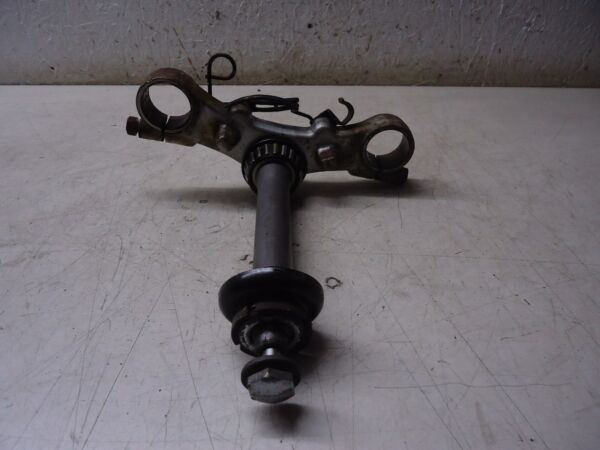 Suzuki GS500E Lower Fork Yoke