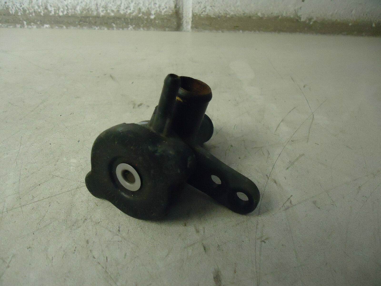 Kawasaki GPX600R Radiator Filler Spout & Cap