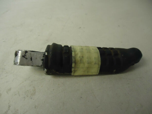 Suzuki GSX600F Front Footrest 