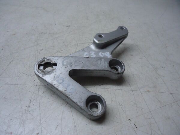 Suzuki GSXR1000 Front Footrest Hanger GSX-R1000