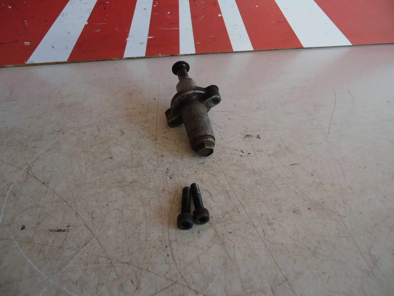 Yamaha FZR600 Engine Camchain Tensioner