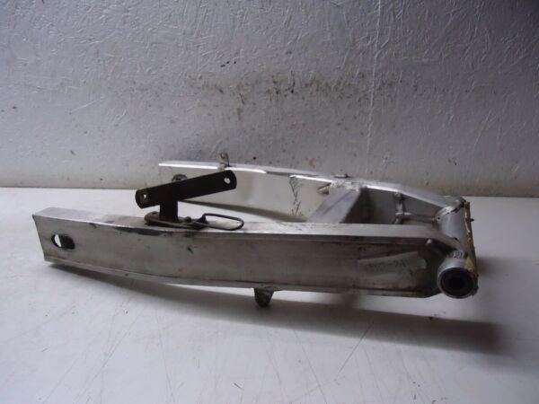 Yamaha FZS600 Fazer Swingarm 