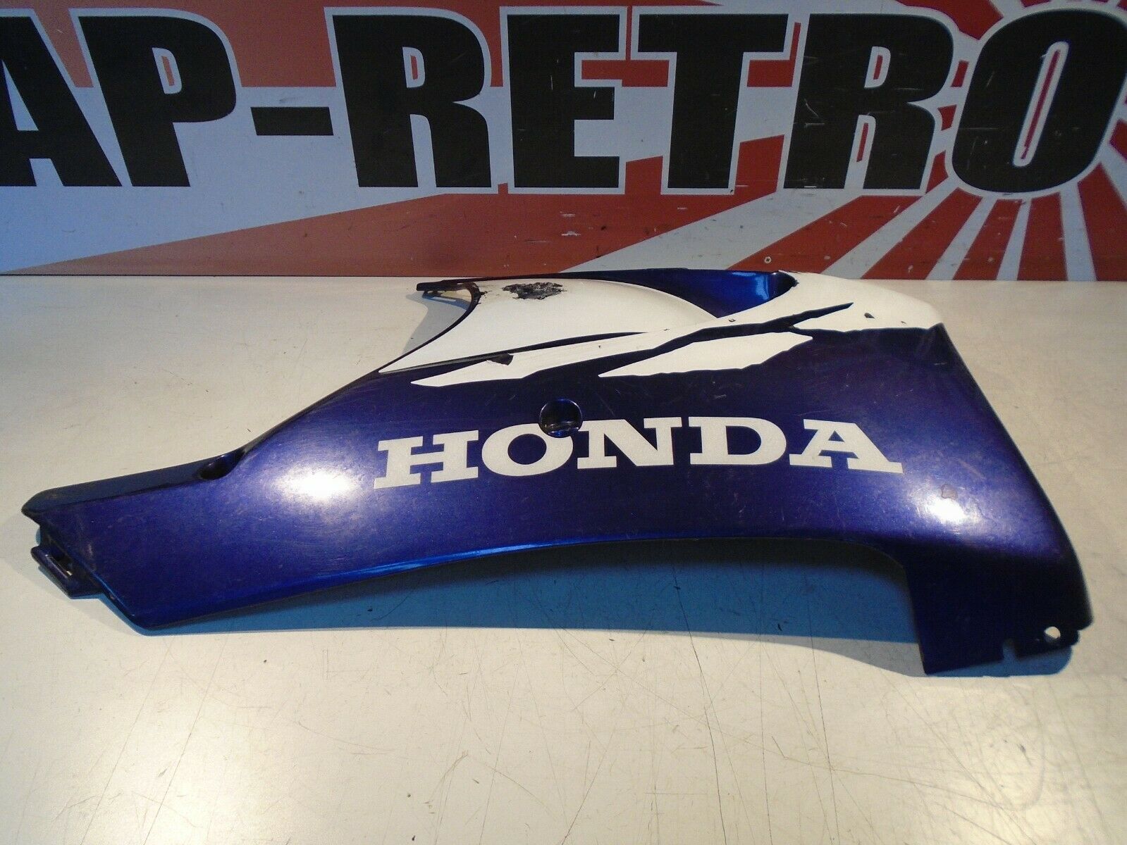 Honda CBR900RR Fireblade R-H Lower Fairing Bellypan