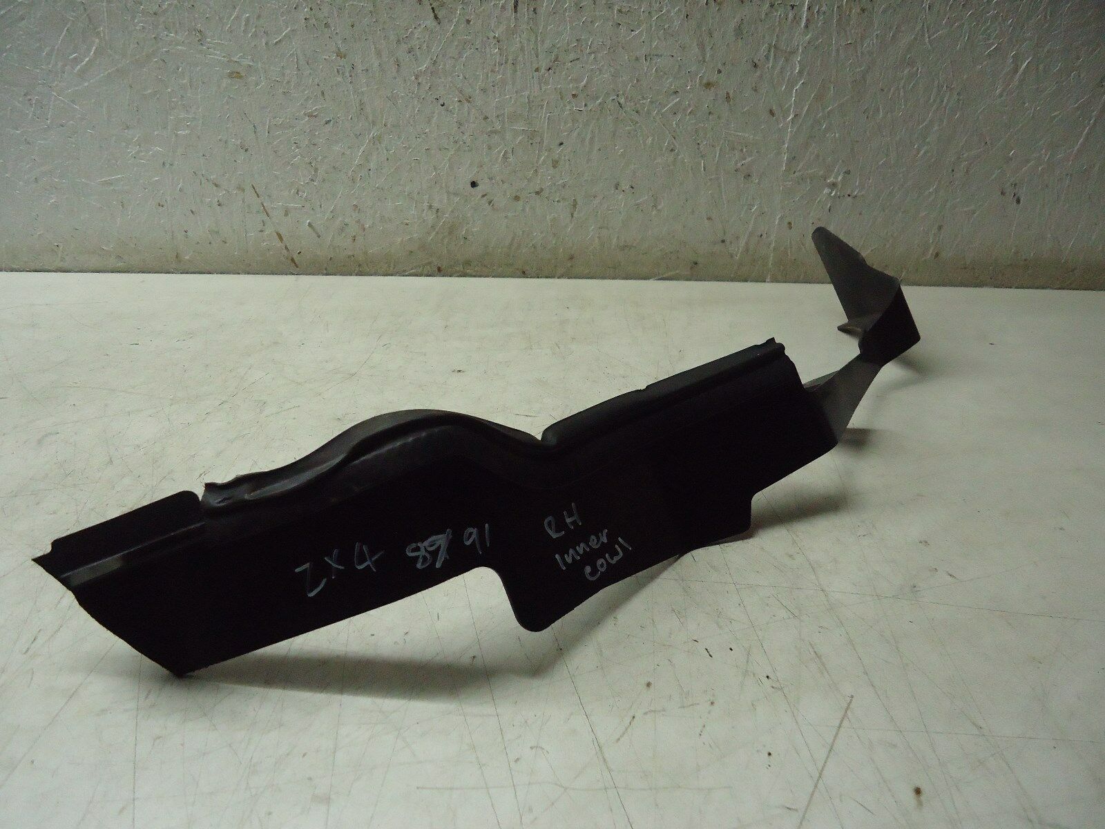Kawasaki ZX-4 Inner Fairing Panel ZX400G