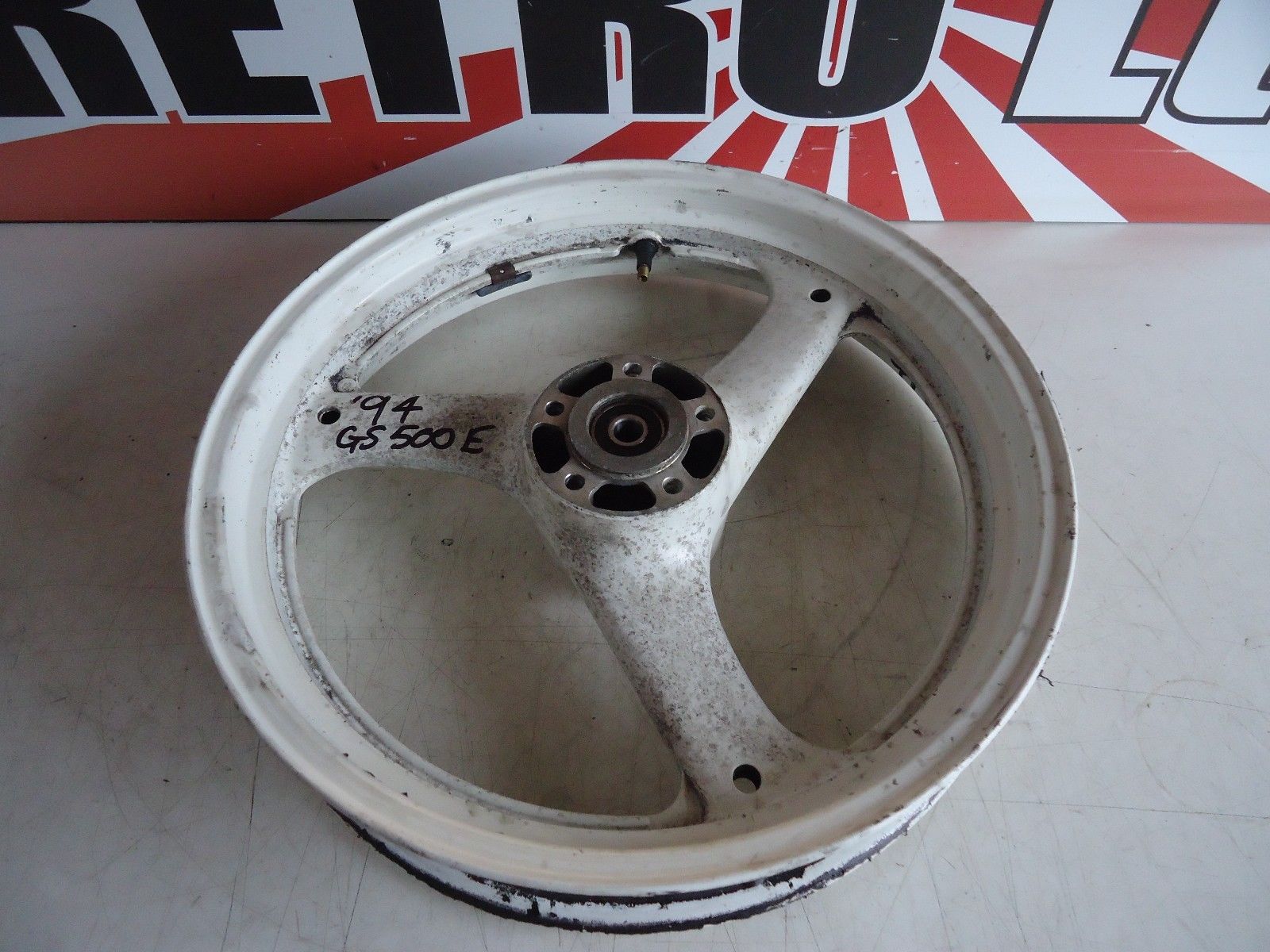 Suzuki GS500E Front Wheel 