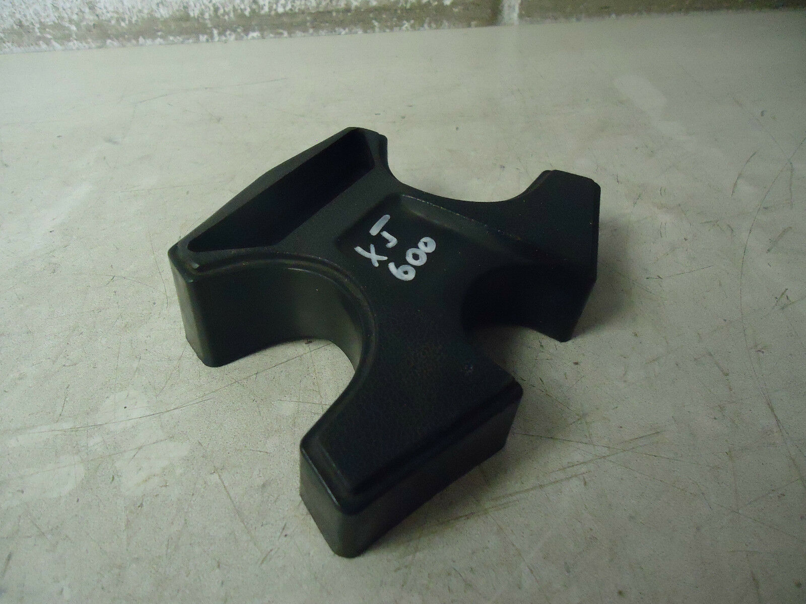 Yamaha XJ600F Pre Diversion Top Yoke Cover XJ600 