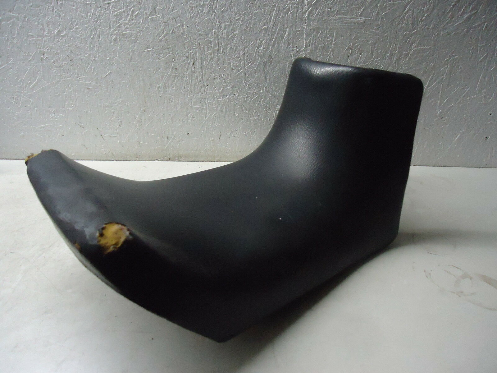 Kawasaki GPX600R Riders Seat