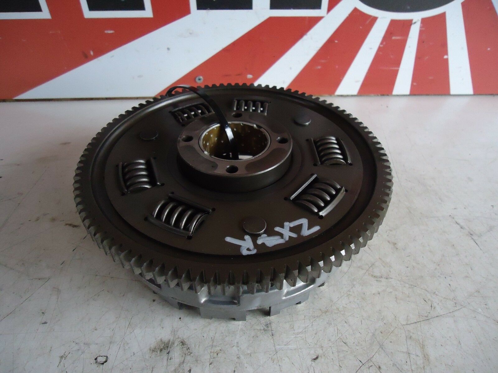Kawasaki ZX7R Clutch Basket ZX-R 750J