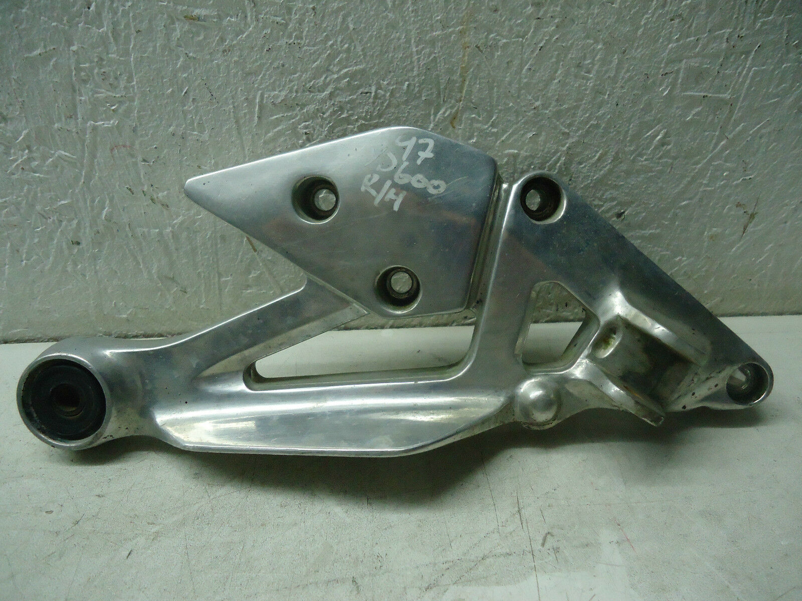 Yamaha XJ600 Diversion Footrest Hanger 