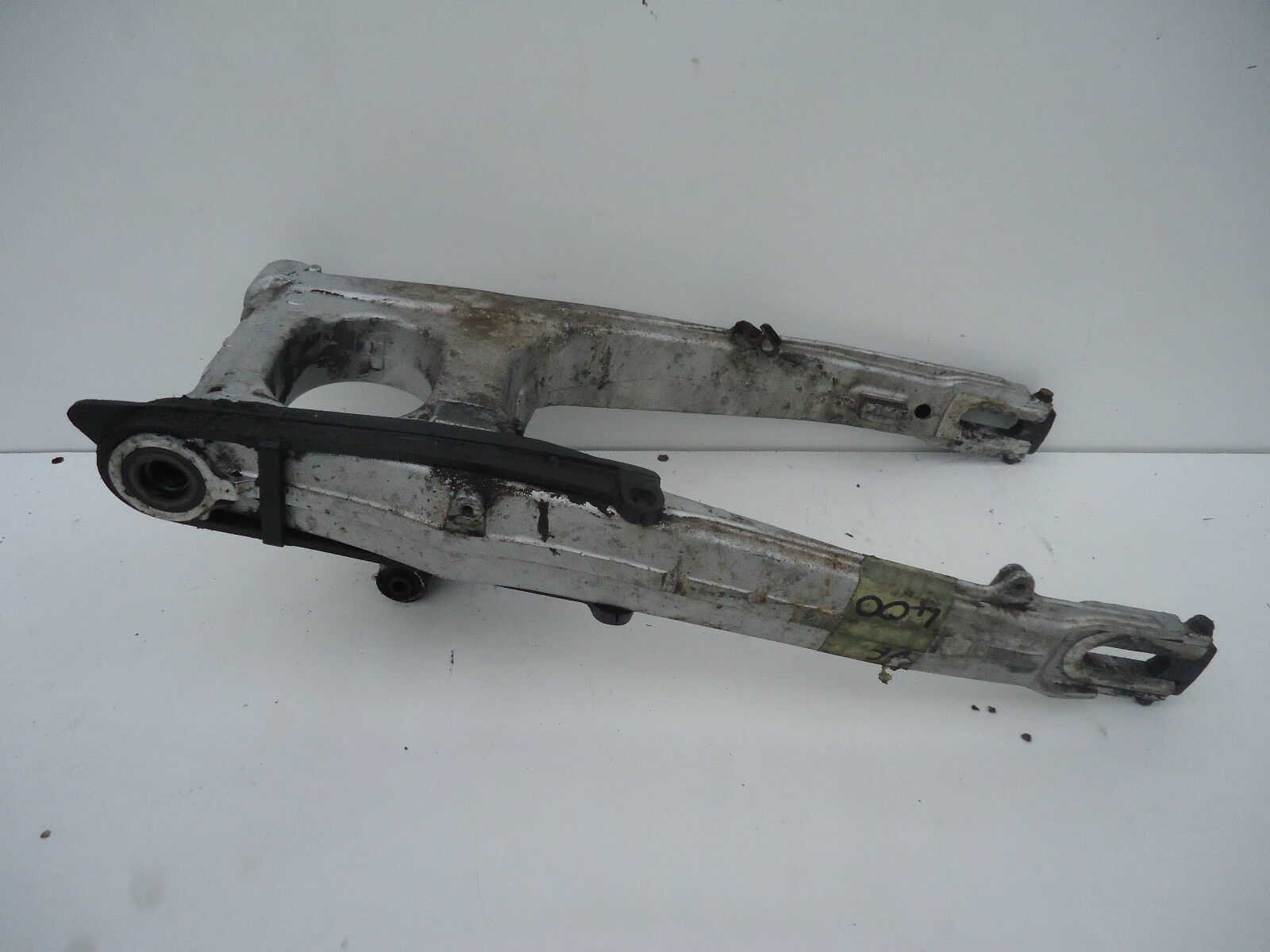 Honda VF400F Swingarm 