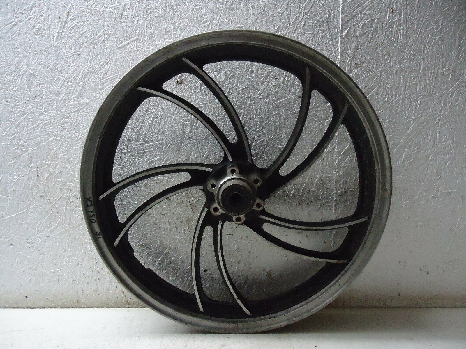 Yamaha XJ750 Seca Front Wheel XJ750 Wheel